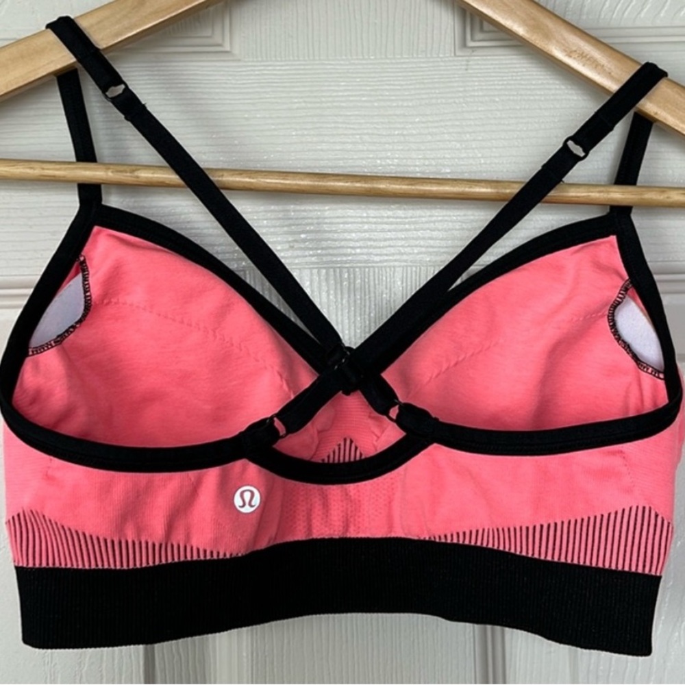 Lululemon bra - Picture 3 of 6